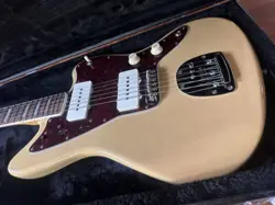 JAZZMASTER. MATCHING