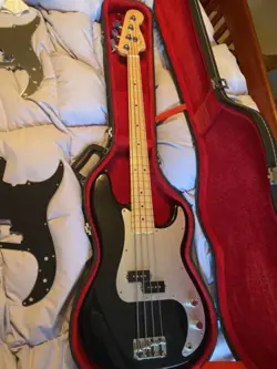 2006 FENDER AMERICAN STANDARD PRO PRECISION BASS BLACK.
