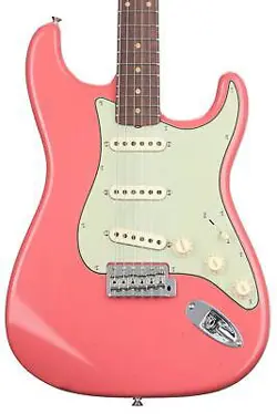 FENDER CUSTOM SHOP LIMITED EDITION '62 POBLANO STRATOCASTER JOURNEYMAN RELIC