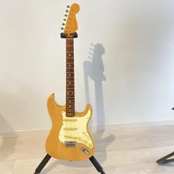 FENDER JAPAN STRATOCASTER ELECTRIC GUITAR ST62 SAFE PACKING!