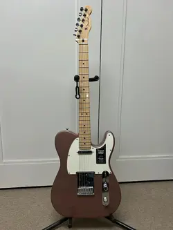 FENDER LIMITED EDITION PLAYER TELECASTER WITH MAPLE FRETBOARD - BURGUNDY MIST