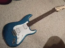 FENDER SQUIRE HHSTRAT