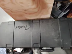 FENDER ELECTRIC GUITAR CASE