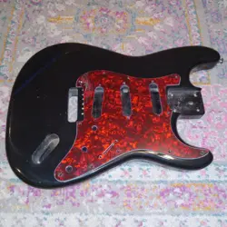 GUITAR BODY STRATOCASTER