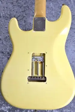 FENDER 1969 STRATOCASTER OLYMPIC WHITE 3.91KG