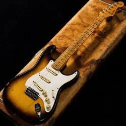 FENDER 1957 STRATOCASTER SUNBURST SHIBUYA STORE