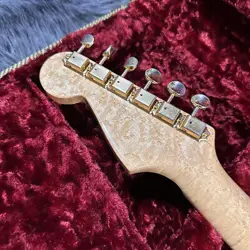 KAYE STRATOCASTER BY