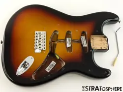 FENDER AV II AMERICAN VINTAGE STRATOCASTER BODY & HARDWARE 1961 STRAT 3TS
