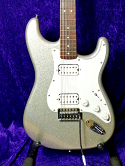 FENDER SQUIER STRATOCASTER HH SILVER SPARKLE SPECIAL EDITION ELECTRIC GUITAR