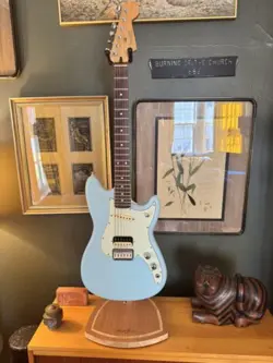 FENDER DUO-SONIC HS DAPHNE BLUE ELECTRIC GUITAR (UPGRADED)