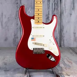 USED 2007 FENDER VINTAGE HOT ROD '57 STRATOCASTER, CANDY APPLE RED