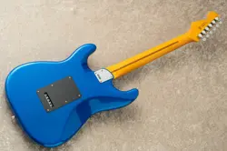 FENDER AMERICAN ULTRA II STRATOCASTER HSS -NOBLE BLUE-