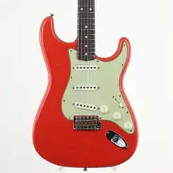 FENDER CUSTOM SHOP LIMITED 62 63 STRATOCASTER JOURNEYMAN RELIC AGED FIESTA RED