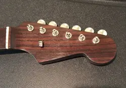 LICENSED FOR STRATOCASTER