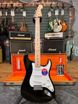 FENDER ERIC CLAPTON STRATOCASTER 'BLACKIE' BLACK 2011 ELECTRIC GUITAR