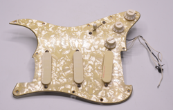 PLUS DELUXE PEARLOID