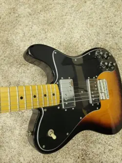 FENDER VINTERA  70S TELECASTER DELUXE SUNBURST ELECTRIC GUITAR