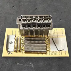 2008 FENDER ERIC JOHNSON USA STRAT TREMOLO BRIDGE VINTAGE 57 / 62 REISSUE GUITAR