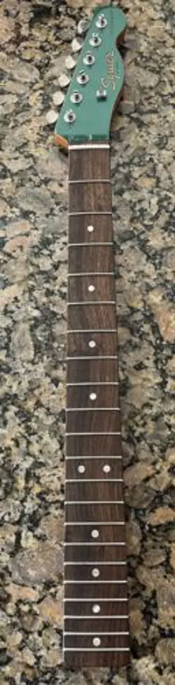 EDITION FENDER SQUIER