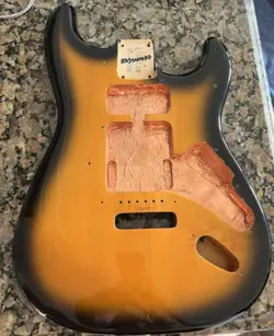 2012 SUNBURST FENDER