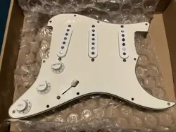 USA FENDER CUSTOM SHOP ROBIN TROWER STRATOCASTER LOADED PICKGUARD, STRAT