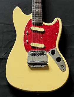 FENDER JAPANMG69
