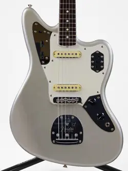 FENDER FSR MADE IN JAPAN TRADITIONAL 60S JAGUAR MH W/US PICKUPS INCA SILVER