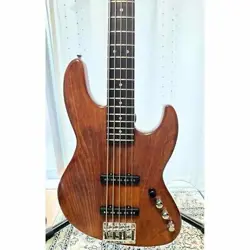 FENDER 5 STRING JAZZ BASS   5 PEGS NO.LG545