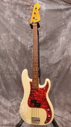 FENDER JAPAN PB62VSP