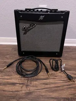 FENDER MUSTANG 1 (V.2) 70W GUITAR AMP PRE-ROCKED