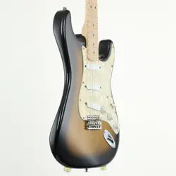 GUY STRATOCASTER 2TONE