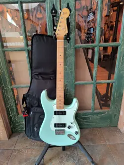 FENDER NOVENTA STRATOCASTER ELECTRIC GUITAR SURF GREEN W/ DELUXE FENDER  GIGBAG