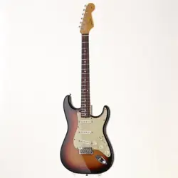 FENDER AMERICAN VINTAGE 62 STRATOCASTER THIN LACQUER 3 COLOR SUNBURST 2009