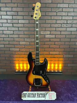 FENDER '70S JAZZ