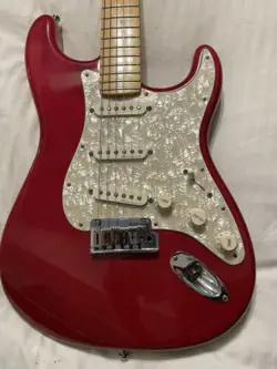 FENDER AMERICAN DELUXE STRATOCASTER WITH ORIGINAL FENDER G&G CASE MINT CONDITION