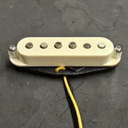 XOTIC RAW VINTAGE 60 STRAT MIDDLE PICKUP FIT FENDER STRATOCASTER ELECTRIC GUITAR