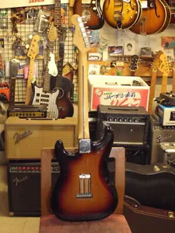 FENDER MEXICO PLAYER STRATOCASTER (2019) USED ELECTRIC GUITAR