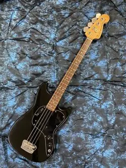 FENDER MUSICMASTER BASS GUITAR VINTAGE MODEL