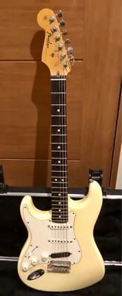 STRATOCASTER LH LEFTY