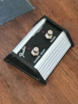 REVERB FOOT SWITCH