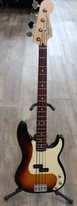 2009 FENDER PRECISION BASS MADE IN MEXICO * PRE-OWNED*  FREE SHIPPING