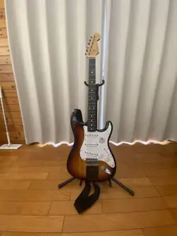 FENDER STRATOCASTER SUNBURST ELECTRIC GUITAR #PAJ37J