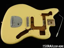 FENDER VINTERA II 70S RI JAGUAR BODY & HARDWARE 1970S ALDER GUITAR VINTAGE WHITE