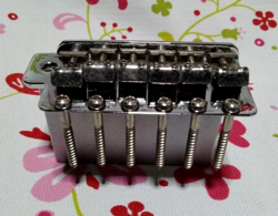 FENDER USA STRATOCASTER SYNCHRONIZED TREMOLO UNIT BRIDGE ARM