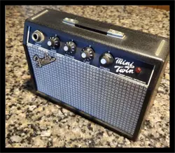 PORTABLE PRACTICE GUITAR