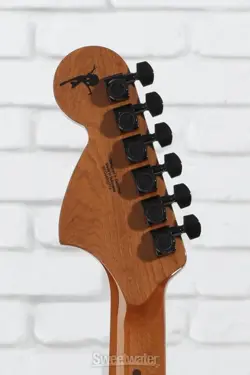 STARCASTER SEMI-HOLLOWBODY