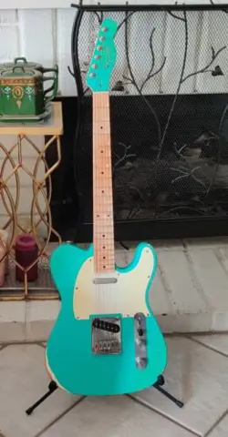 RELIC FENDER TELECASTER (PARTSCASTER) ELECTRIC GUITAR SEAFOAM GREEN/FENDER BAG
