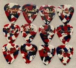 80’S FENDER GUITAR