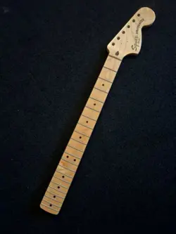2017 SQUIER STRATOCASTER