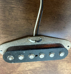 VINTAGE 1976 FENDER USA STRATOCASTER PICKUP